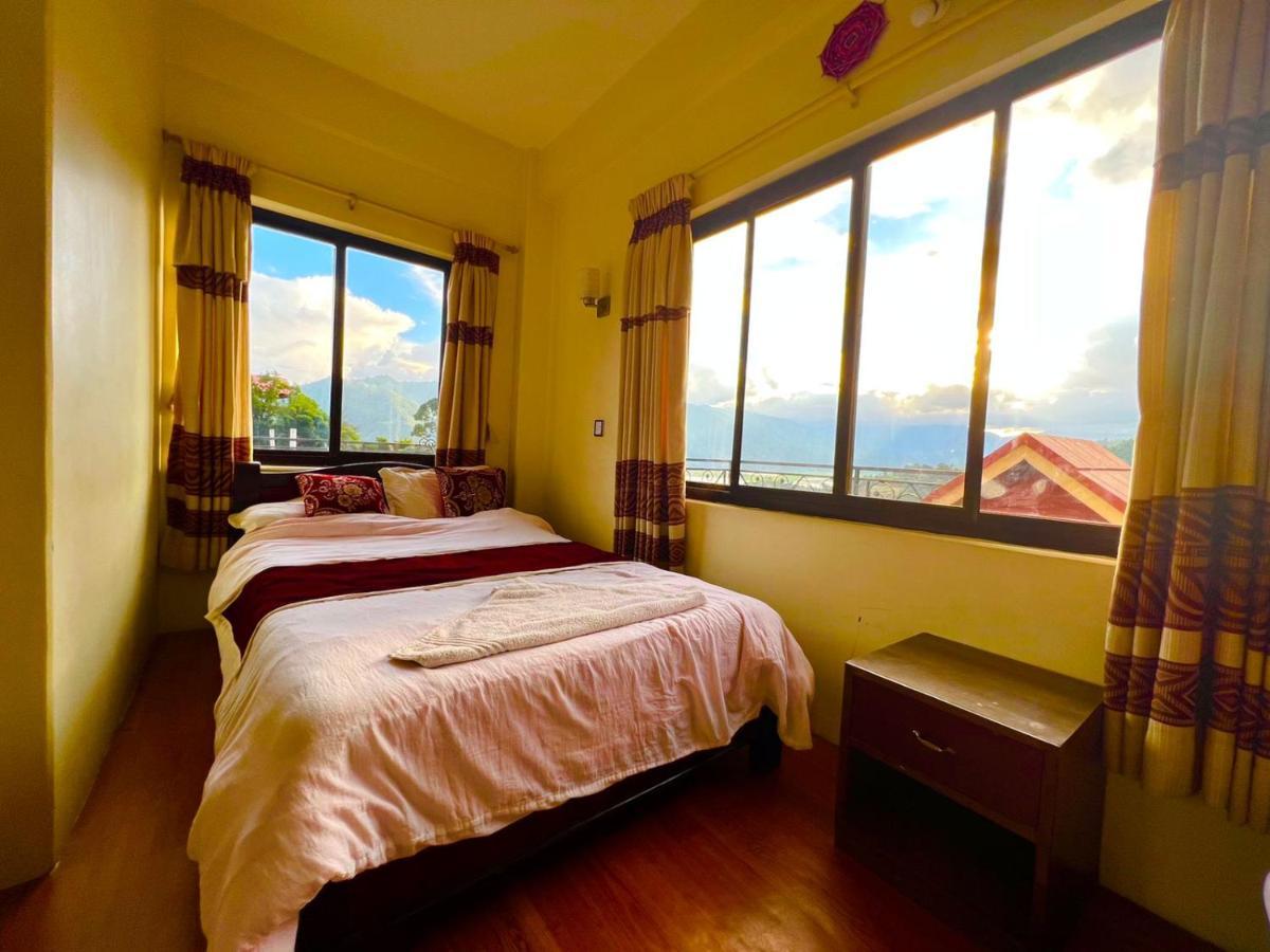 Green Hills Yoga Retreat Pokhara Extérieur photo