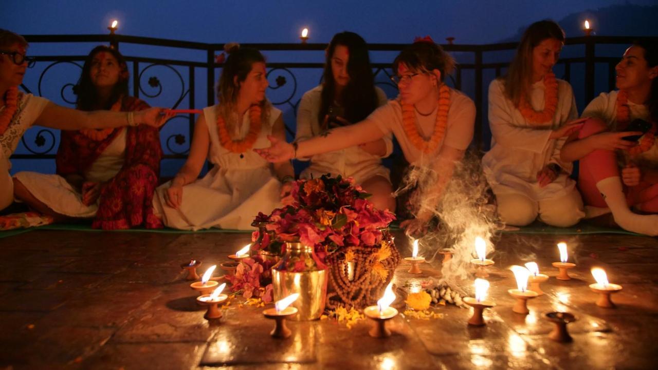 Green Hills Yoga Retreat Pokhara Extérieur photo