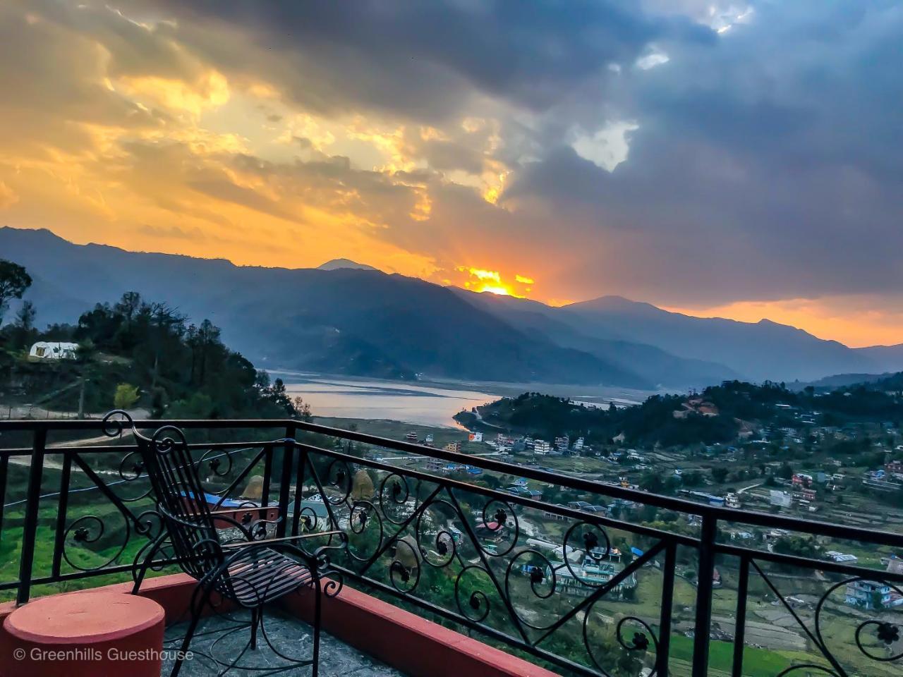 Green Hills Yoga Retreat Pokhara Extérieur photo